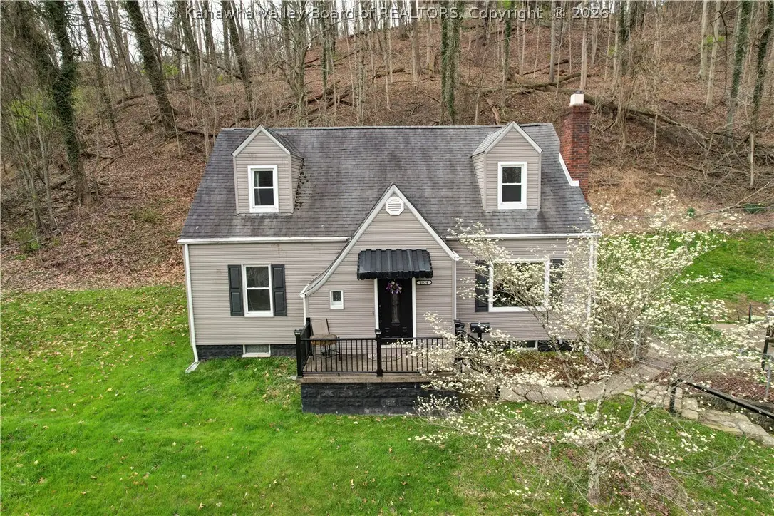 1054 Montrose Drive, South Charleston, WV 25303 - #1