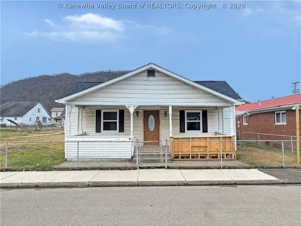 502 William Street, Cedar Grove, WV 25039