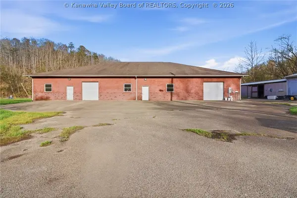 589 Adkins Branch Road, St Albans, WV 25177