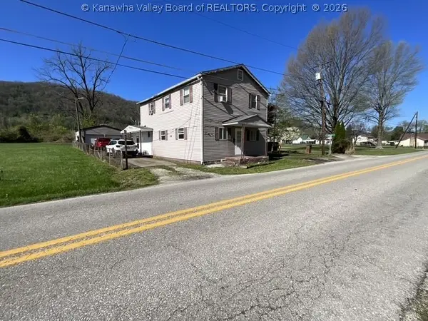 1914 Orchard Avenue, Belle, WV 25015