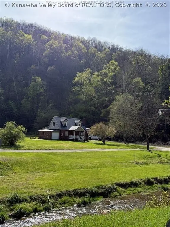 331 Gray Street, Comfort, WV 25049 - #2