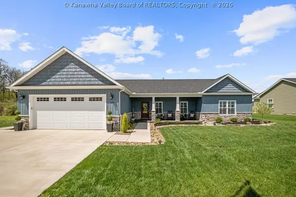 144 Lenore Circle, Fraziers Bottom, WV 25082