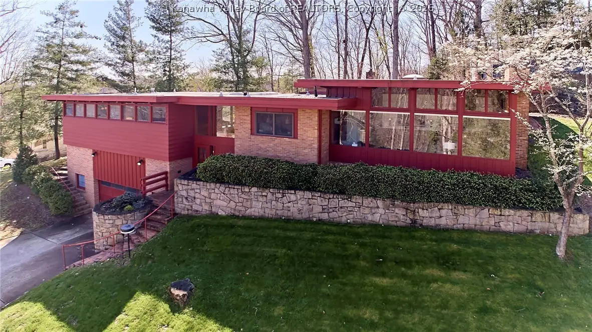 2315 Woodland Avenue Sw, South Charleston, WV 25303 - #1