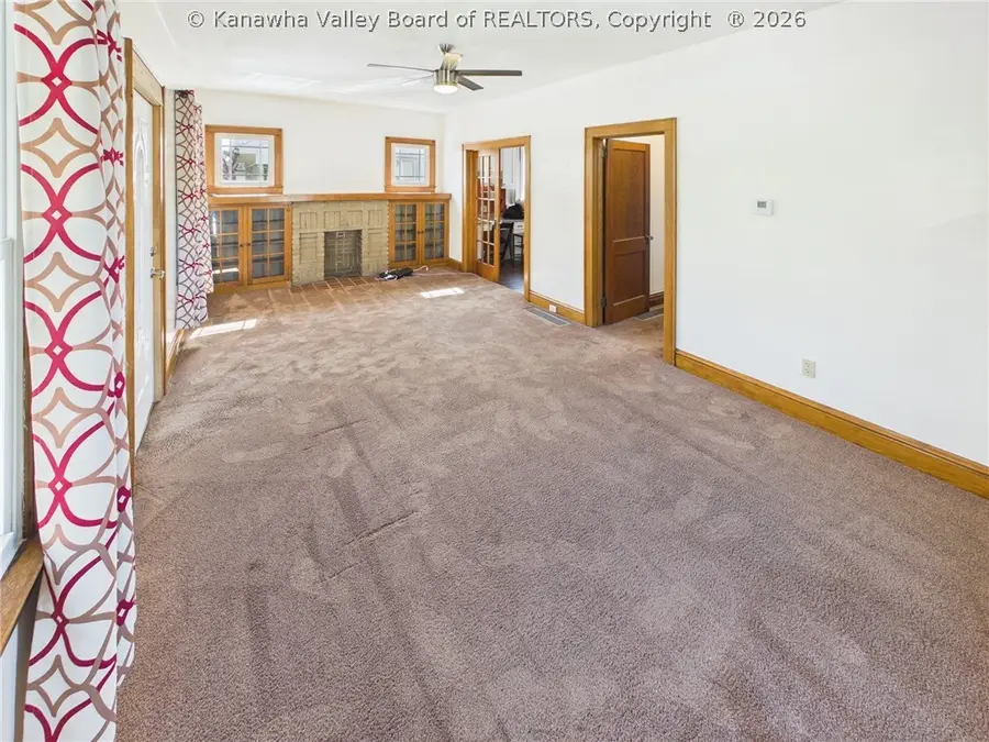 321 St Louis Avenue, Huntington, WV 25705 - #3