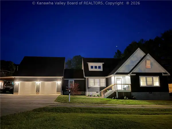 35 Grimm Street, Charleston, WV 25302