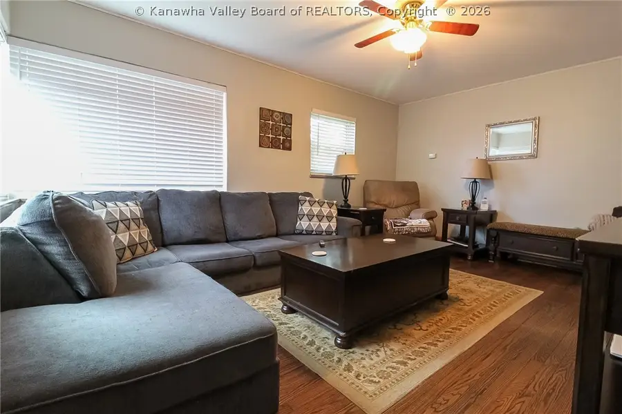 850 Valley Pike Drive, Saint Albans, WV 25177 - #3