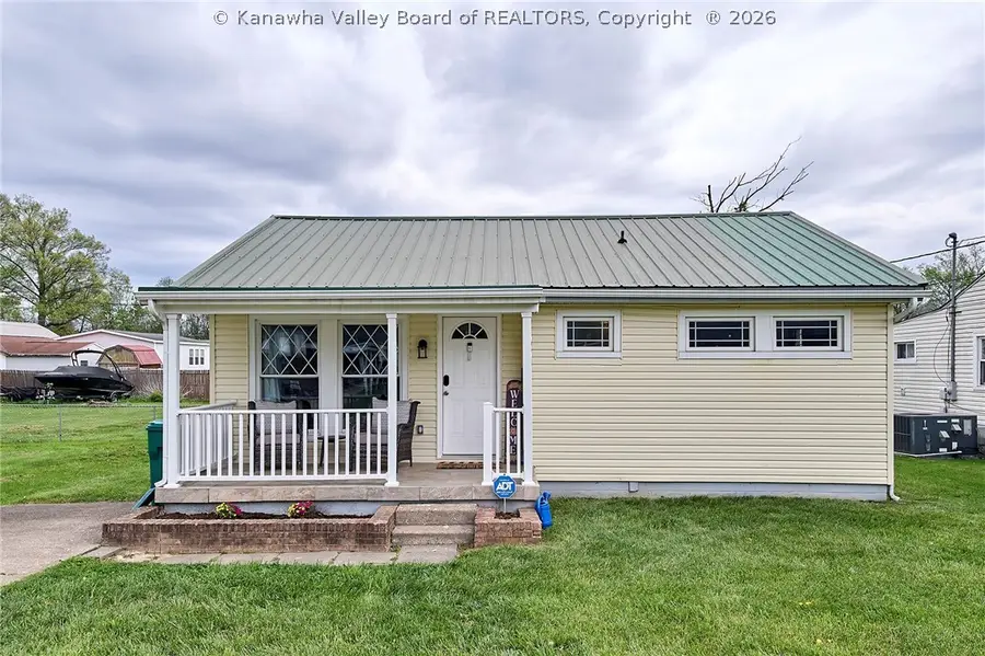 206 Kentucky Avenue, Saint Albans, WV 25177 - #2