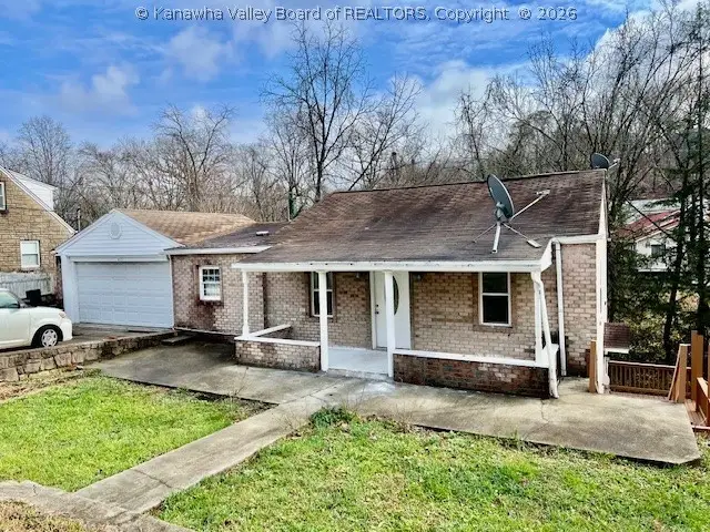 916 Lincoln Avenue, South Charleston, WV 25309 - #1