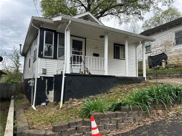 123 Marion Street, Huntington, WV 25705