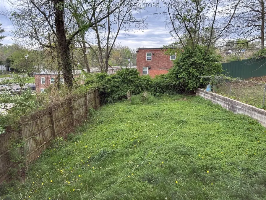 121 Marion Street, Huntington, WV 25705 - #2