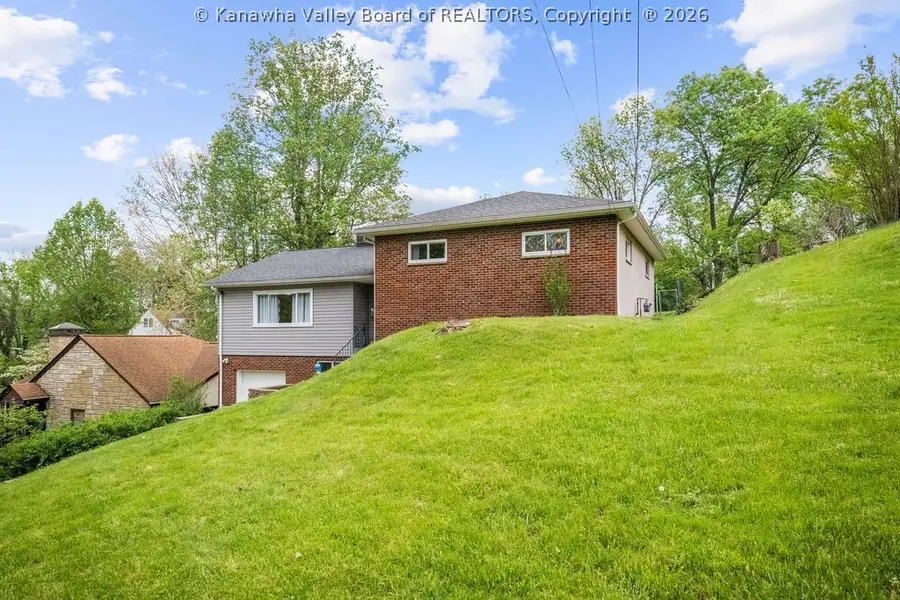 814 Sweet Acres Drive, Saint Albans, WV 25177 - #3