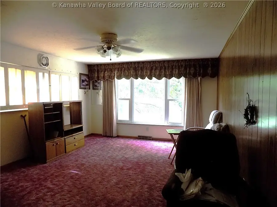229 Morris Avenue, Pratt, WV 25162 - #2