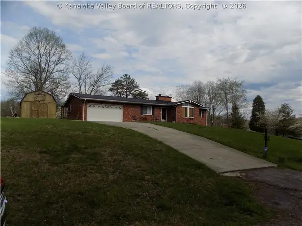 2008 Cortona Lane, Sissonville, WV 25320