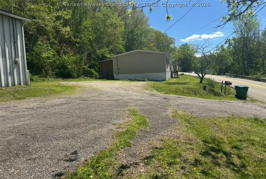 777/715 Heizer Creek Road, Poca, WV 25159 - #3