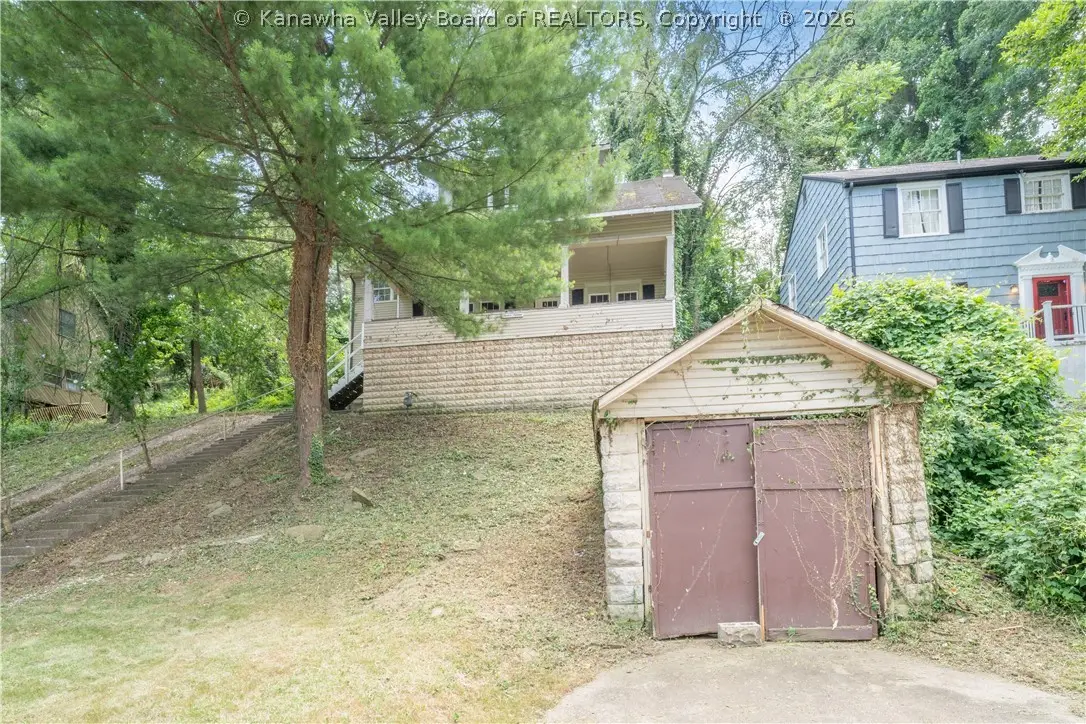 1215 Edgewood Drive, Charleston, WV 25302 - #1
