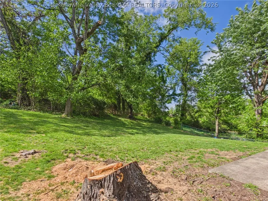 899 Upton Drive, South Charleston, WV 25309 - #2