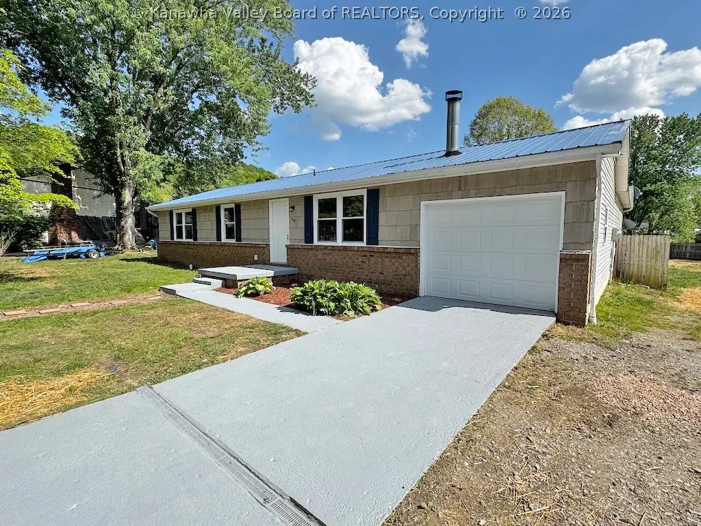 34 Pinewood Circle, Saint Albans, WV 25177 - #1