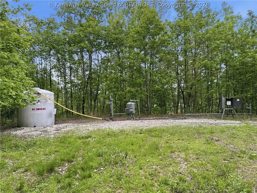 54 Kirk Hill Road, Chapmanville, WV 25508 - #2