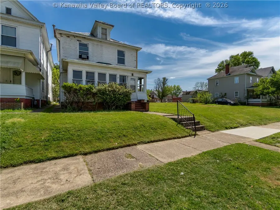 2331 9th Avenue, Huntington, WV 25703 - #2