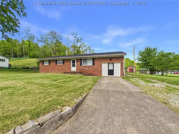 5392 Newcomb Creek Road, Huntington, WV 25704