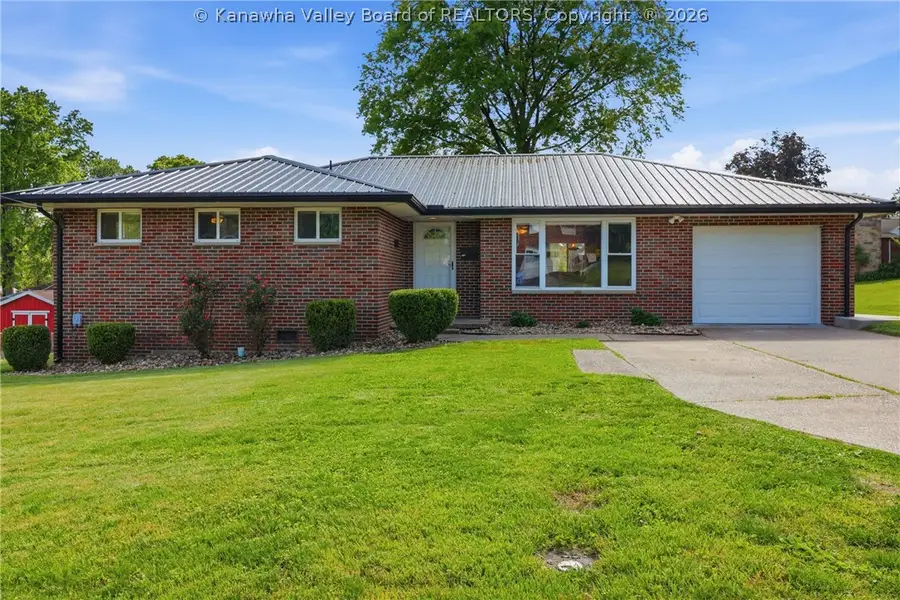 305 Caroline Drive, Hurricane, WV 25526 - #2