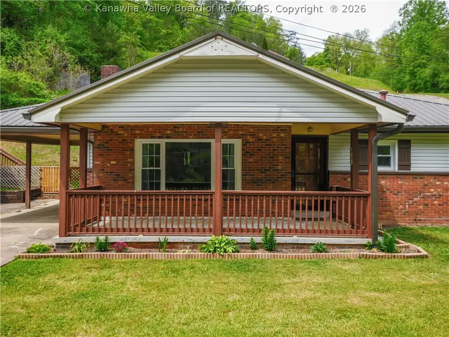 1525 Thorofare Road, Clendenin, WV 25045 - #2