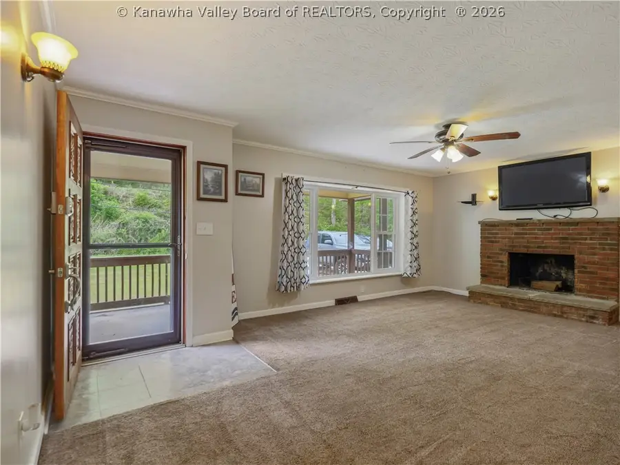 1525 Thorofare Road, Clendenin, WV 25045 - #3