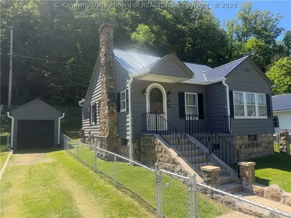 3239 Old Logan Road, Logan, WV 25601