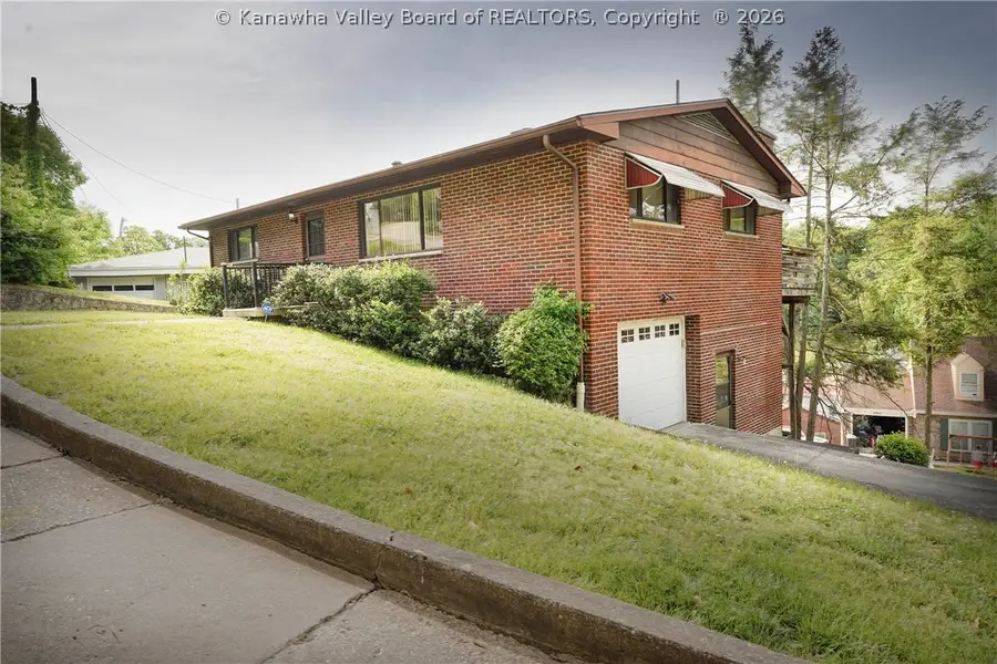 900 Scenic Drive, Charleston, WV 25311 - #2