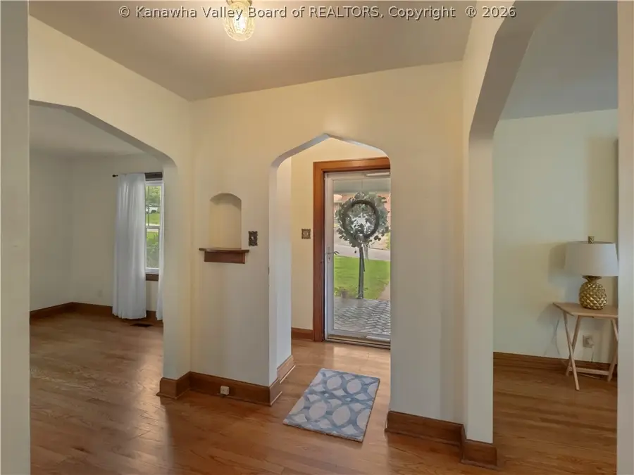 306 Monroe Street, South Charleston, WV 25303 - #3