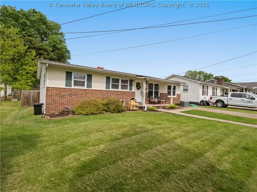 102 Mcconkey Avenue, Barboursville, WV 25504 - #2