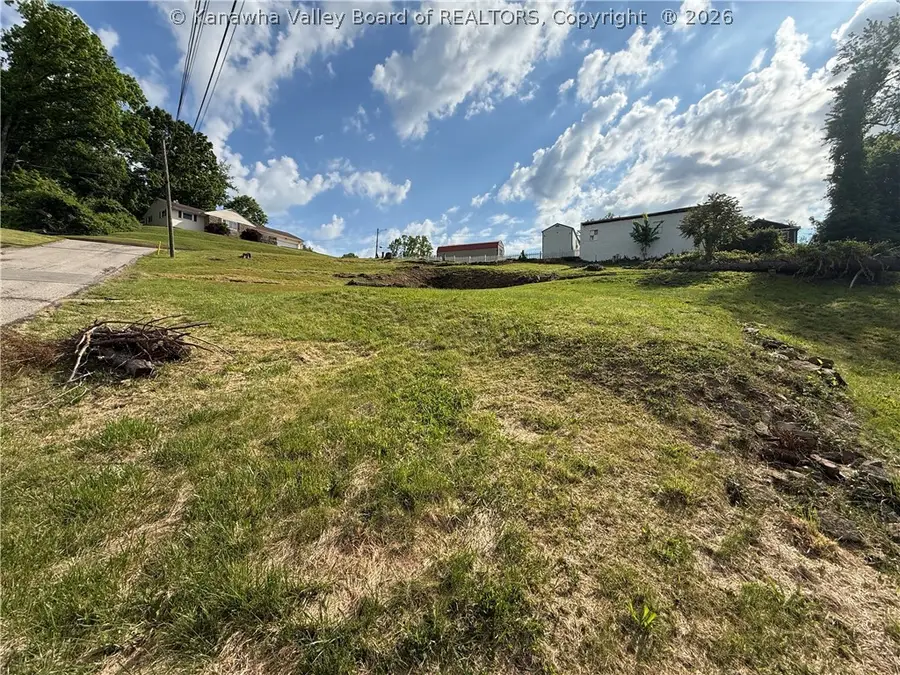 604 Cleone Street, Charleston, WV 26302 - #2