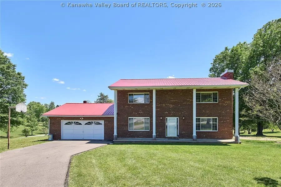 2180 Cross Creek Road, Buffalo, WV 25033 - #2