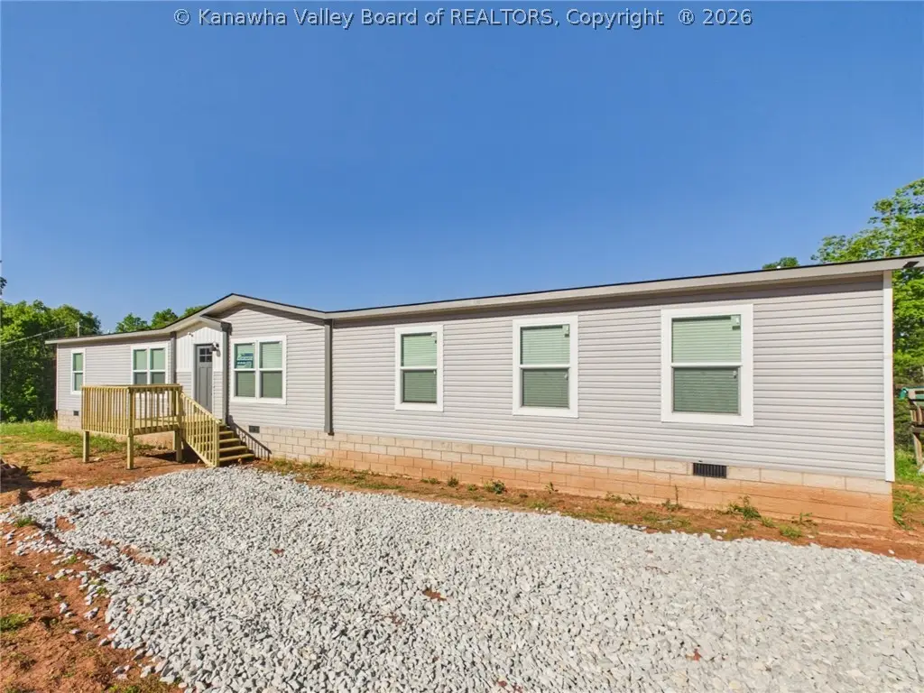 348 Lynn Drive, Apple Grove, WV 25502 - #1