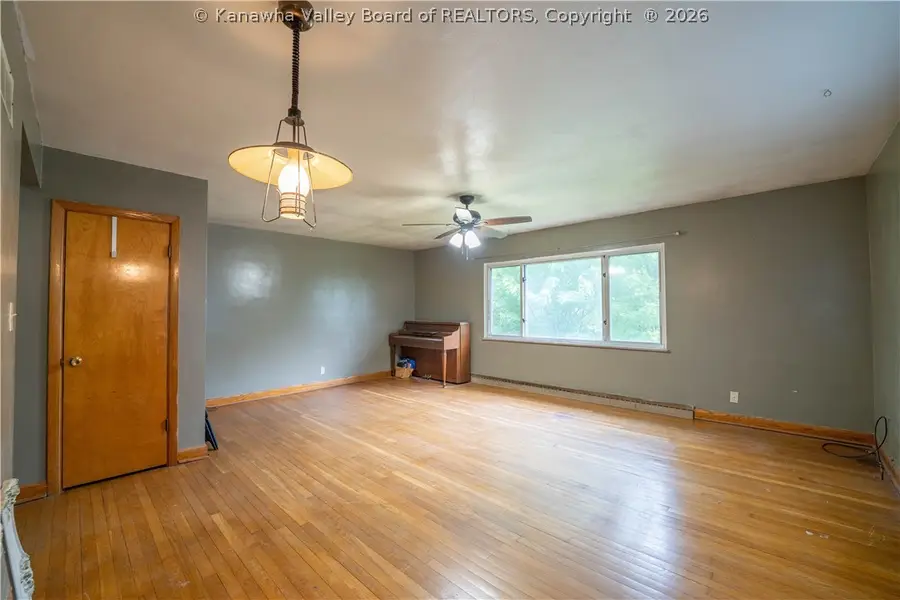 929 Park Street, Saint Albans, WV 25177 - #2