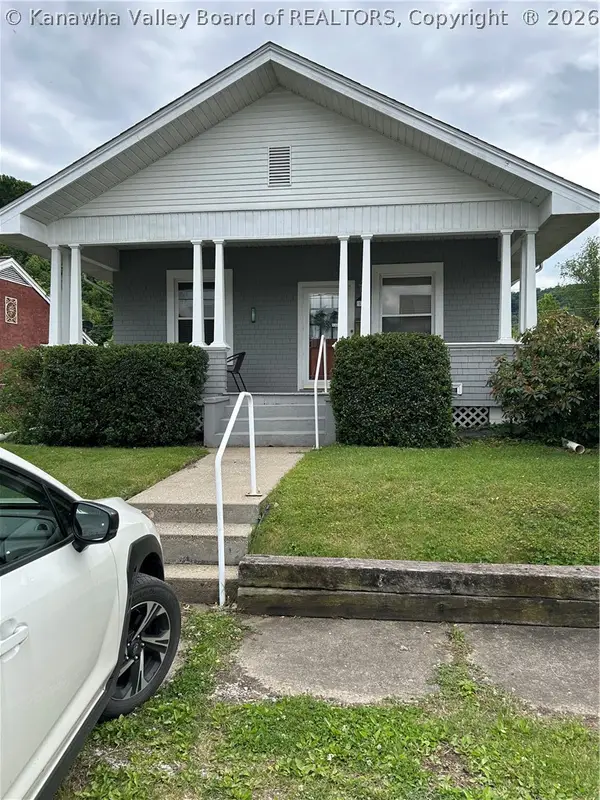 5203 Washington Avenue Se, Charleston, WV 25304