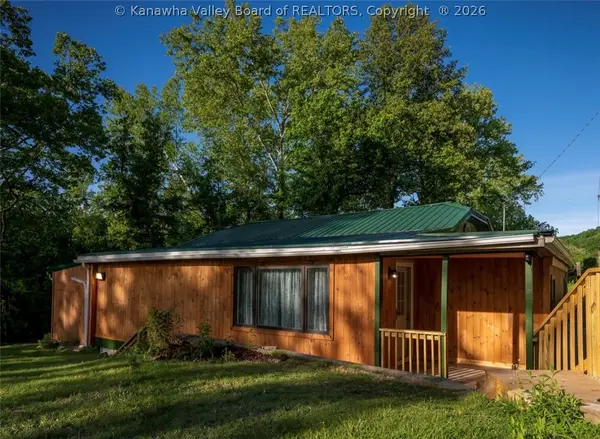11546 Coal River Road, St Albans, WV 25177