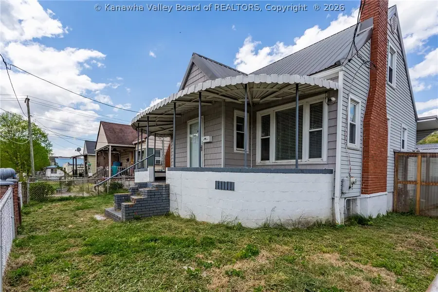 239 10th Avenue, South Charleston, WV 25303 - #2