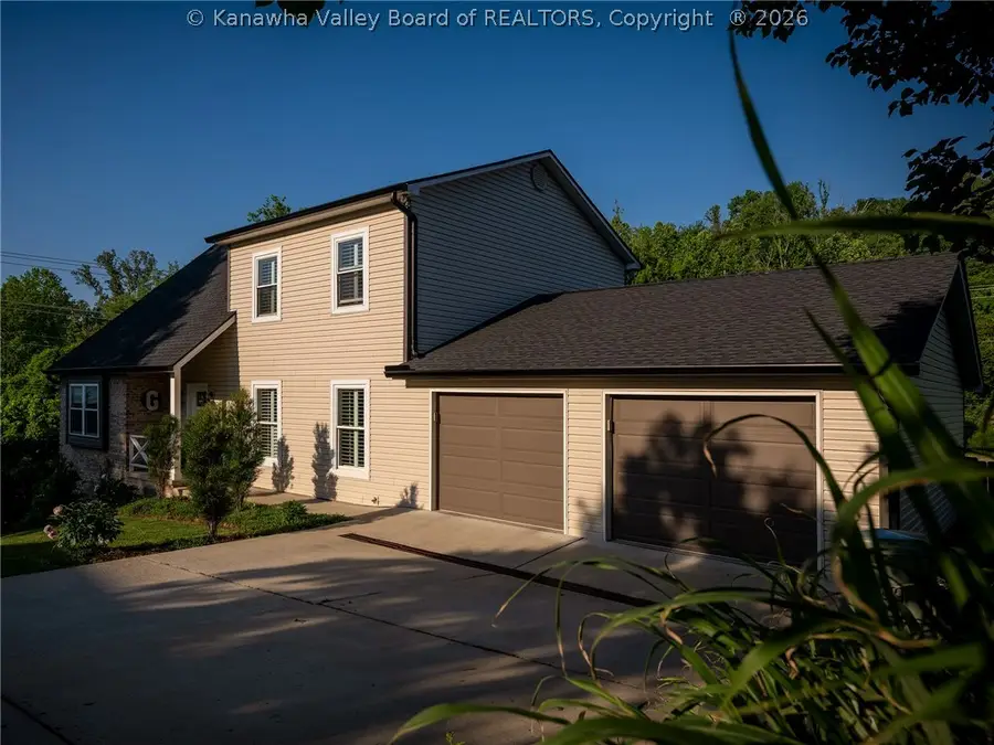2 Vincent Drive, Nitro, WV 25143 - #2