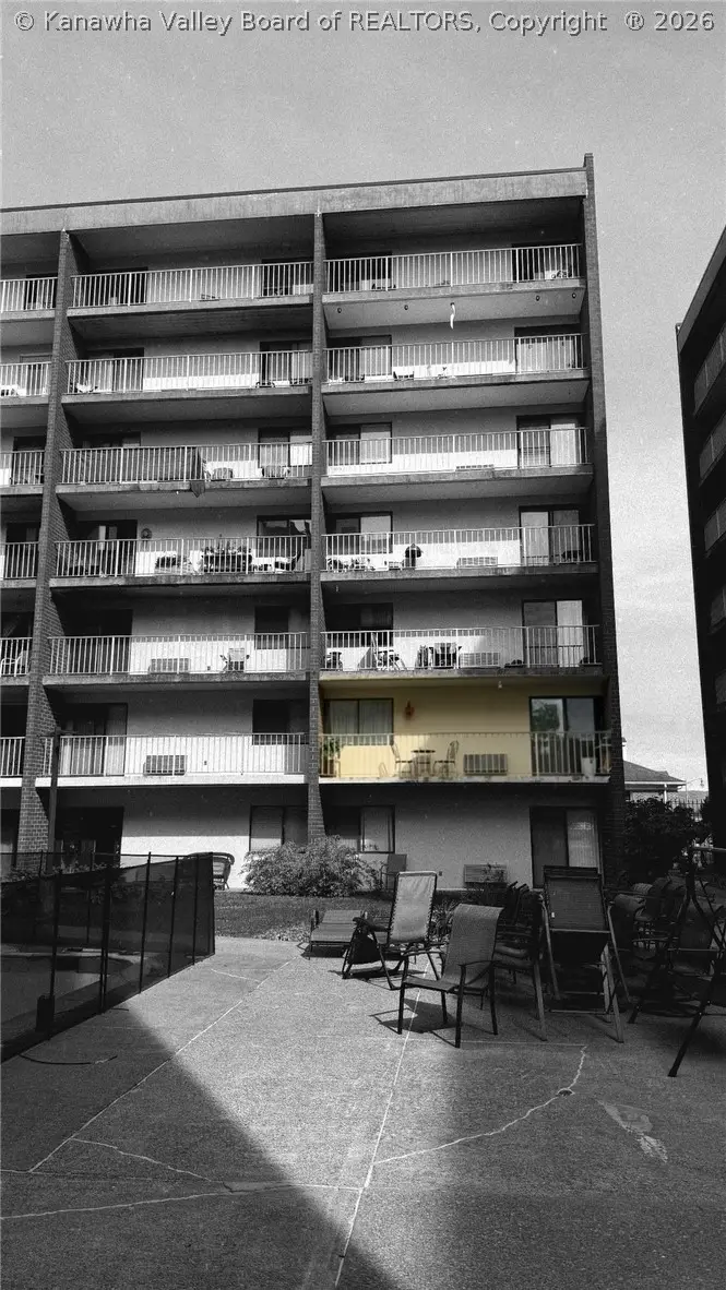 2106 Kanawha Boulevard E #228, Charleston, WV 25311 - #3