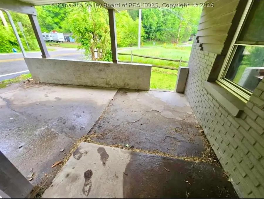 502 Green Valley Drive, Saint Albans, WV 25177 - #2