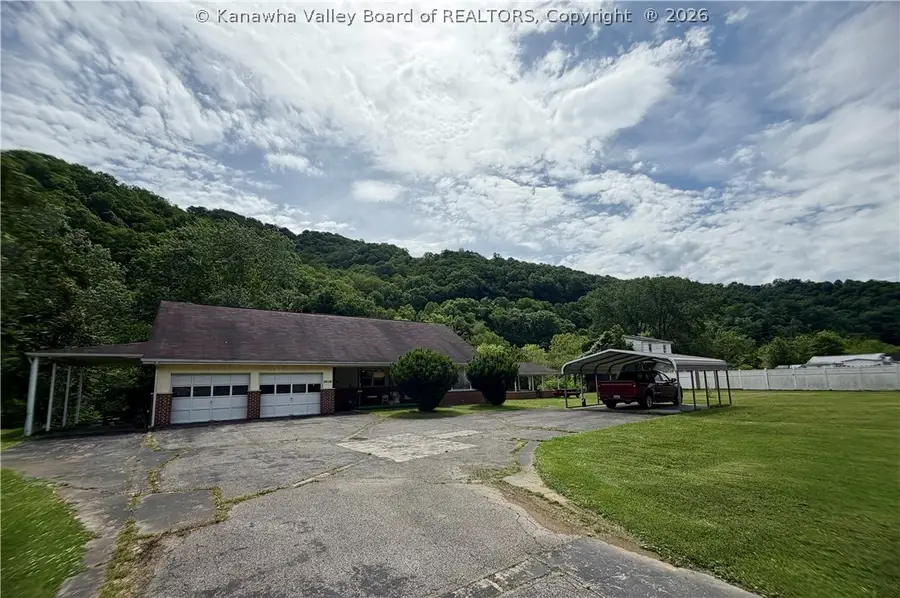 5646 Old Logan Road, Logan, WV 25601 - #3