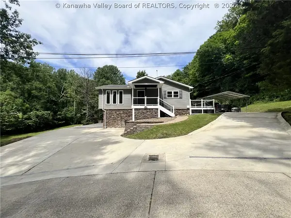 886 Lynn Brooke Place, Charleston, WV 25312
