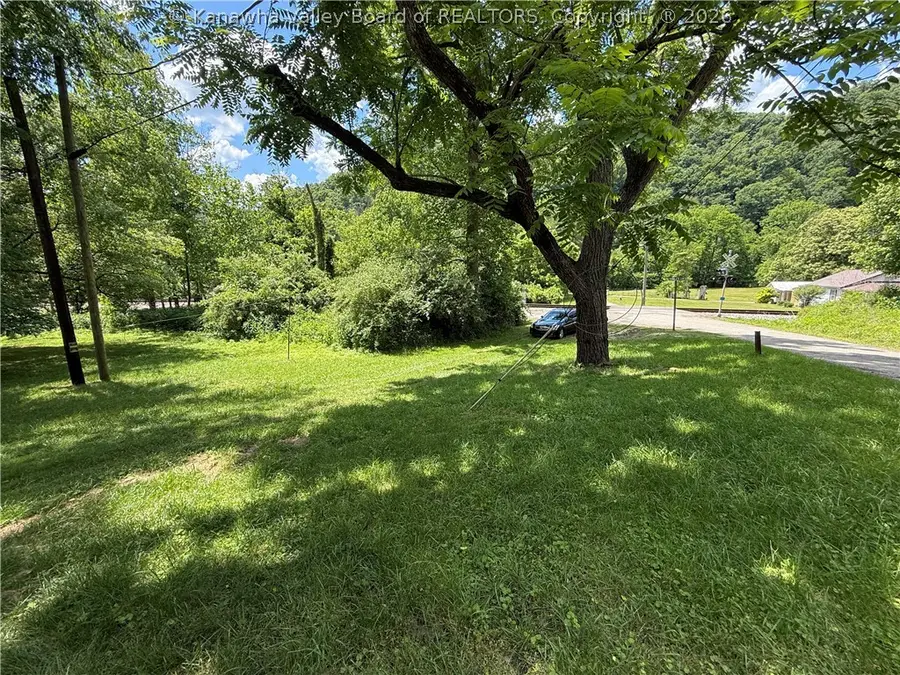 1215 County Highway 3/04, Danville, WV 25053 - #3