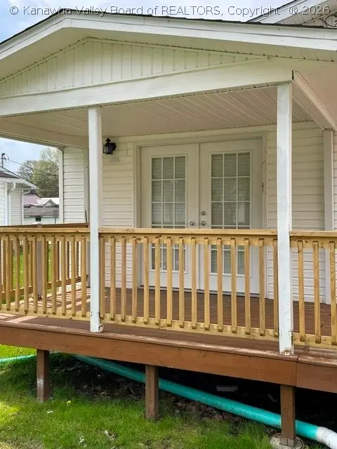 128/136 Jefferson Street, Bancroft, WV 25011 - #2