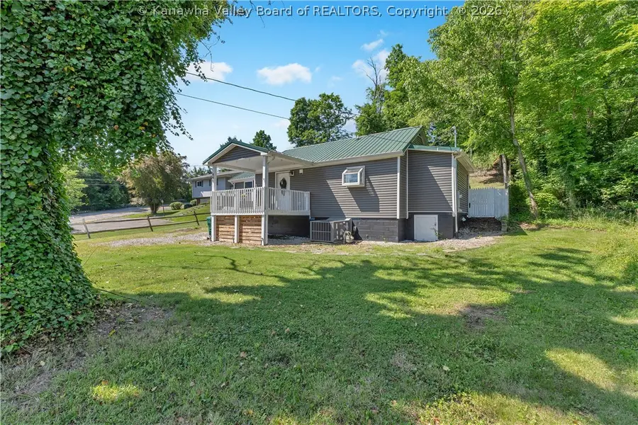 449 Strawberry Road, Saint Albans, WV 25177 - #2
