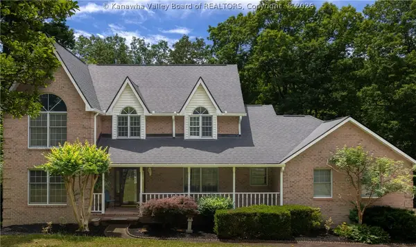 1039 Shawnee Trail, Elkview, WV 25071