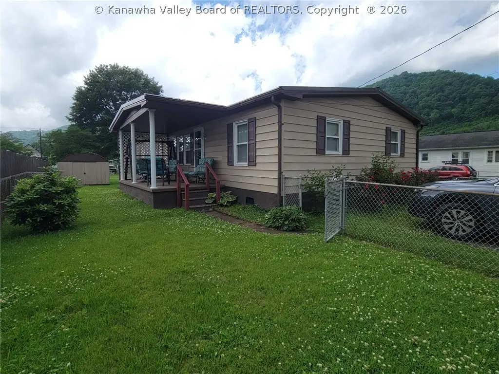 136 Wiseman Street, East Bank, WV 25067 - #1