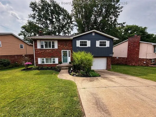 1110 Hollyberry Lane, South Charleston, WV 25309
