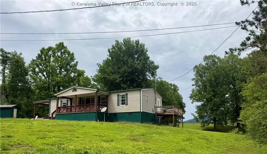 136 Rocky Hill Road, Chapmanville, WV 25508 - #2